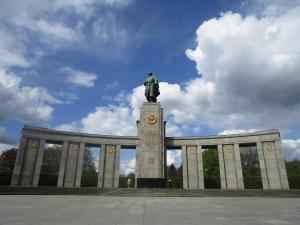 Soviet War Memorial - Berlin